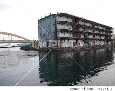 Scenery near Hokkai Kan No. 3 Warehouse seen from Otaru Canal (Hokkaido) Scenery near Hokkai Kan No. 3 Warehouse seen from Otaru Canal (Hokkaido) 96175185
