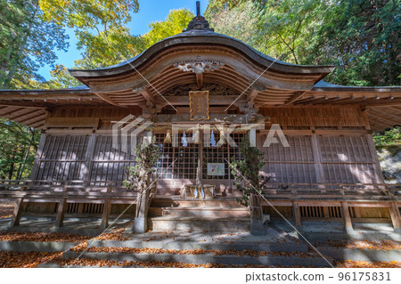 鳥取縣日野區日南町日野神社笠木 鳥取縣日野區日南町日野神社笠木 96175831