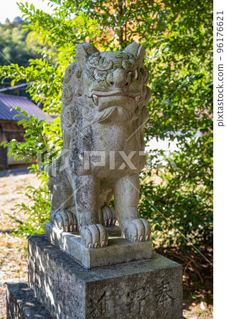 鳥取縣日野區日南町笠木日穀神社小梅努 鳥取縣日野區日南町笠木日穀神社小梅努 96176621