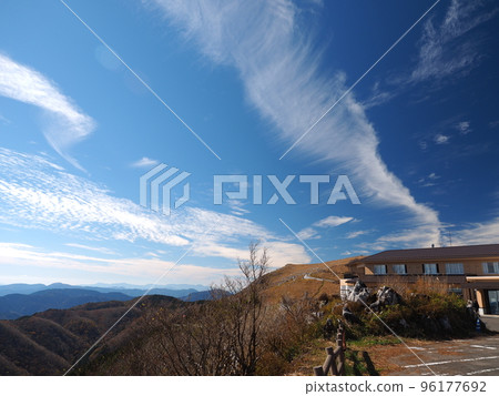 Autumn Shikoku karst 96177692