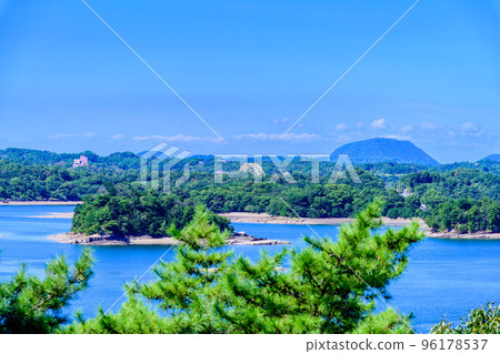 天草群島（夏季：松島展望台的風景） 天草五峽珍珠線 96178537