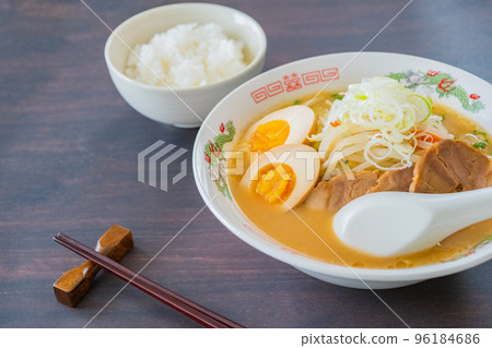 miso ramen miso ramen chinese food close-up material 96184686