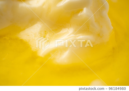 melted butter 96184980
