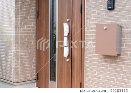 Entrance door of newly built condominium Entrance door of newly built condominium 96185115