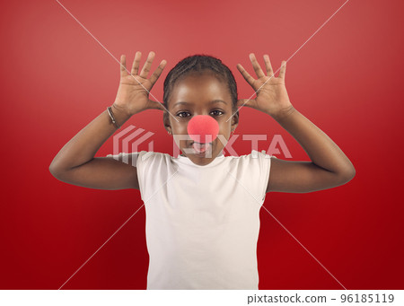 Little girl makes grimace with red noise 96185119