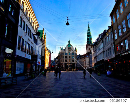 丹麥哥本哈根新港附近的城市景觀 96186597