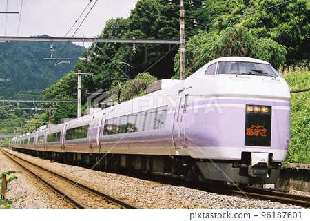 E351 series limited express Super Azusa on the Chuo Main Line E351 series limited express Super Azusa on the Chuo Main Line 96187601