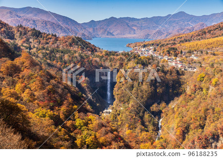 Lake Chuzenji, Kegon Falls, and Shirakumo Falls in the fall foliage from Akechidaira Observatory Lake Chuzenji, Kegon Falls, and Shirakumo Falls in the fall foliage from Akechidaira Observatory 96188235