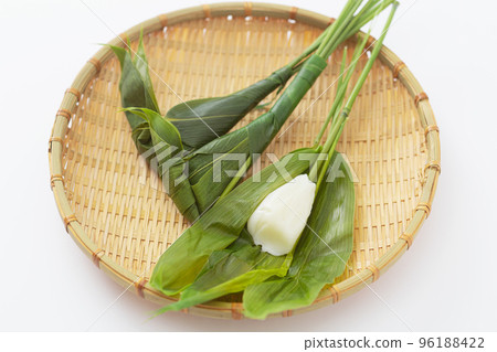 竹草包裹的千卷 竹草包裹的千卷 96188422
