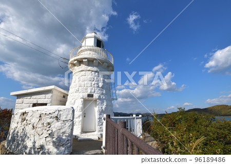 Onomichi City, Hiroshima Prefecture Ohamasaki Lighthouse in Innoshima Onomichi City, Hiroshima Prefecture Ohamasaki Lighthouse in Innoshima 96189486