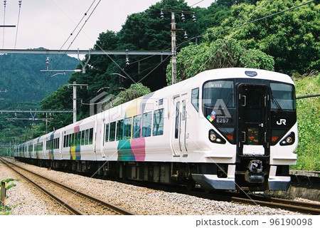 E257 series limited express Kaiji on the Chuo Main Line E257 series limited express Kaiji on the Chuo Main Line 96190098