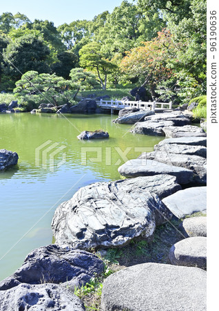 清澄庭園（東京都江東區）大磯十字路口“踏腳石走廊” 96190636
