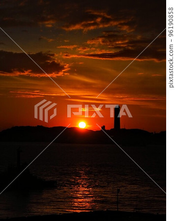 Evening view of Mojiko Port 96190858