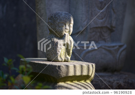 Tofuku-ji temple's stone Buddha, Higashiyama-ku, Kyoto 96190928