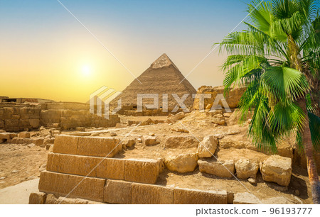 Pyramid of Khafre Pyramid of Khafre 96193777