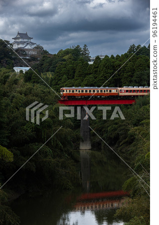 railway and castle 96194461