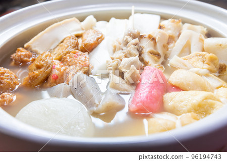 Oden in the pot 96194743