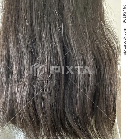 Damaged hair Damaged hair 96195460