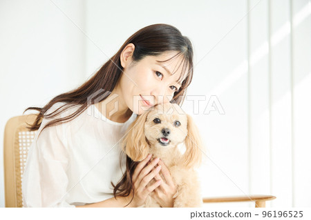 與狗同住 與狗同住 96196525