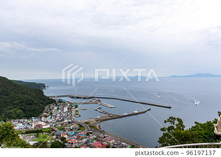 Hokkaido Rausu Northern Territories Kunashiri Island 96197137