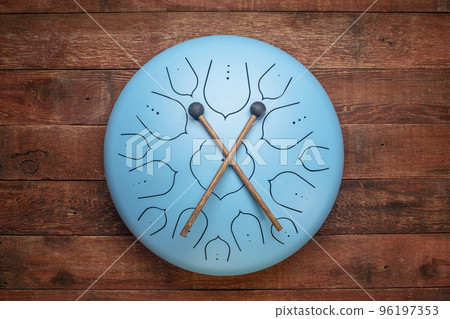 blue steel tongue drum with mallets 96197353