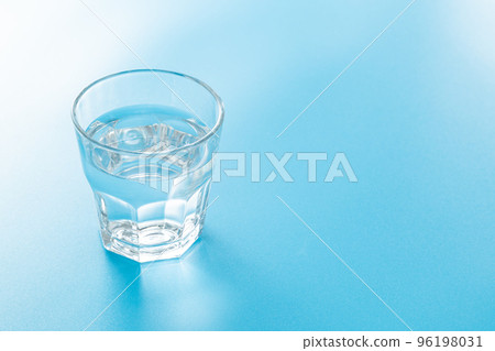 Mineral water blue back 96198031