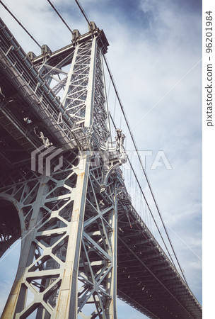 Picture of Williamsburg Bridge, color toning applied, New York City, USA. 96201984