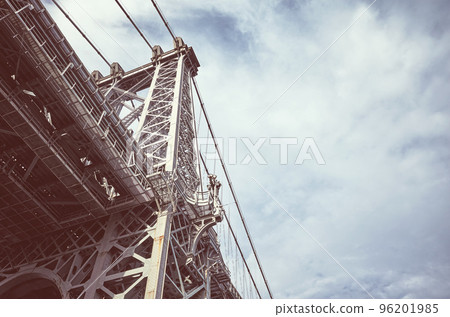 Picture of Williamsburg Bridge, color toning applied, New York City, USA. 96201985