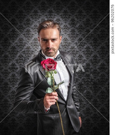 Give a rose on the anniversary 96202076