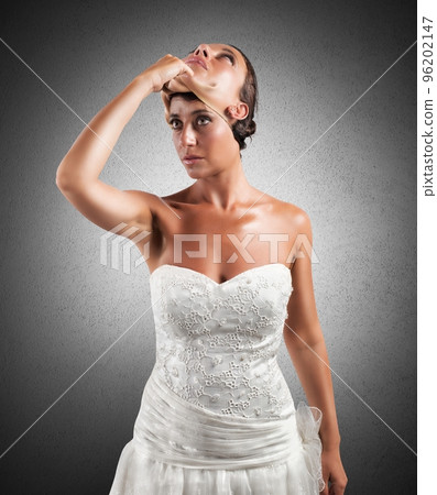 Falsity of a wife Falsity of a wife 96202147