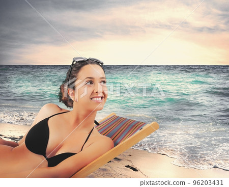 Girl at the beach 96203431