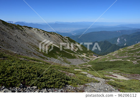 Autumn in Mt. Senjogatake in the Southern Alps Autumn in Mt. Senjogatake in the Southern Alps 96206112