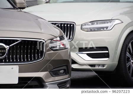 Import car image Volvo V90 Cross Country and Volvo XC90 96207223