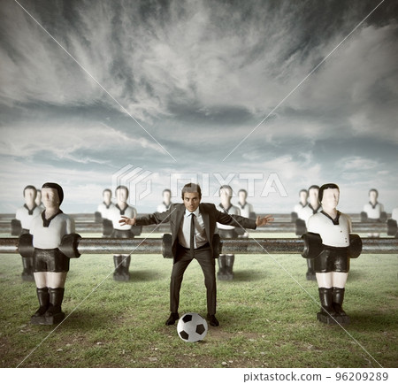 Business team attack 96209289