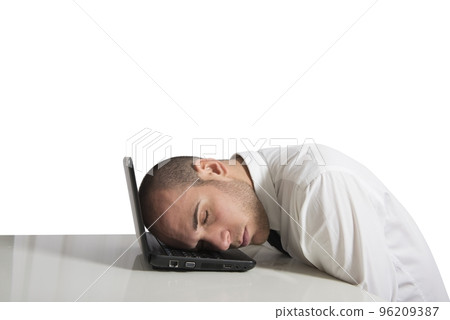 Businessman sleeping 96209387