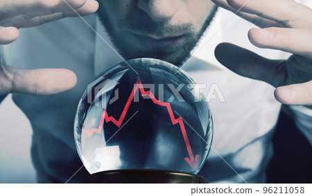 Forecasts of the financial crisis Forecasts of the financial crisis 96211058