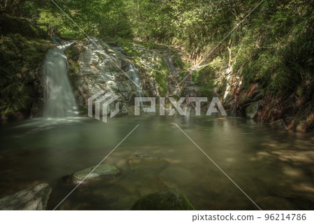 Ibaraki Prefecture Hananuki Valley Fresh green Ibaraki Prefecture Hananuki Valley Fresh green 96214786