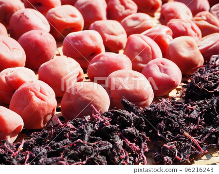 Plum rice cooker sashimi 96216243