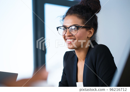 Team of business person works together 96216712