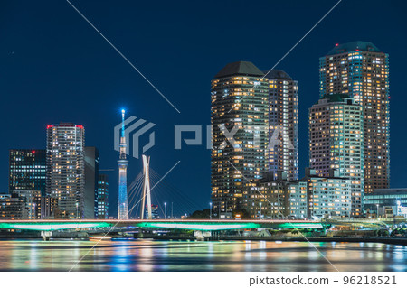 "Tokyo" Sky Tree and tower apartment / night view of Sumida River 96218521