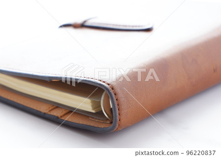 brown leather organizer 96220837