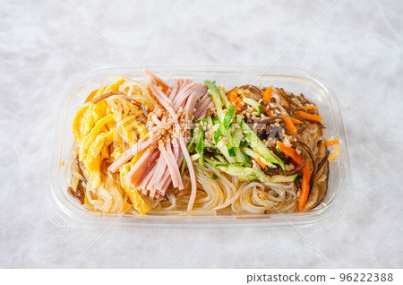 Chinese appetizer ryangpan sansu Chinese appetizer ryangpan sansu 96222388