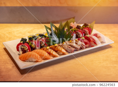 Set of Japanese sushi 96224563