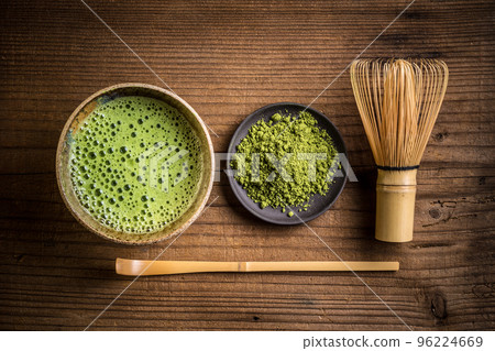Japanese tea ceremony setting 96224669