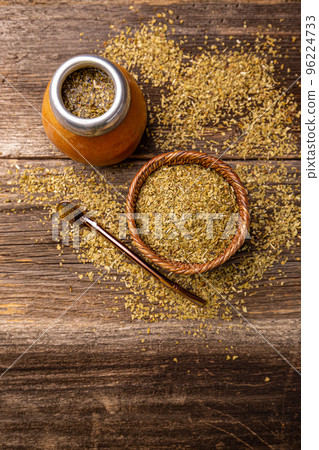 Mate tea drink and leaves Mate tea drink and leaves 96224733