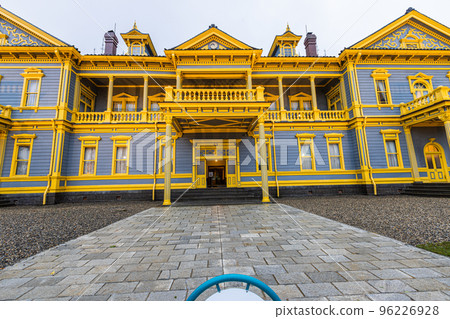 [Hokkaido/ Hakodate] Rainy Hakodate/Former Hakodate Ward Public Hall 96226928