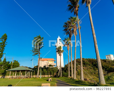 Nojimasaki Lighthouse that shines in the blue sky Nojimasaki Lighthouse that shines in the blue sky 96227891