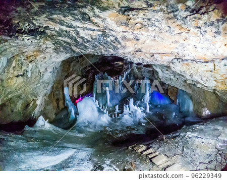 Scarisoara ice cave 96229349