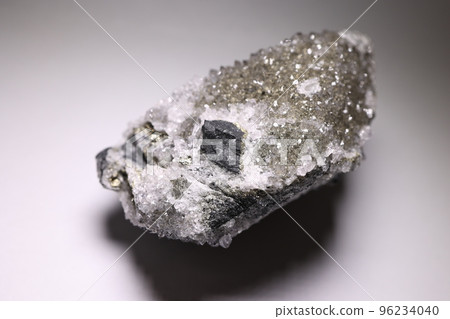 Quartz crystal Russia . Rock crystal druse. Crystal smoky quartz rauchtopaz  96234040