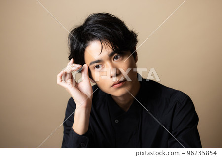 Men's beauty image 96235854